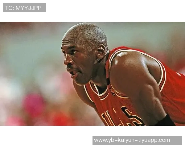 皮尔斯与女主持探讨男友点赞大屁股女是否算出轨引发热议