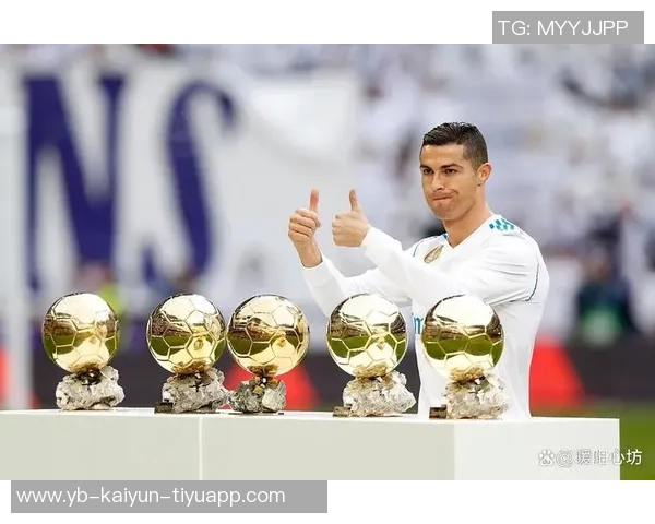 德约赞同C罗追求千球目标的坚定态度与严肃表情 德约赞同C罗追求千球目标的坚定态度与严肃表情